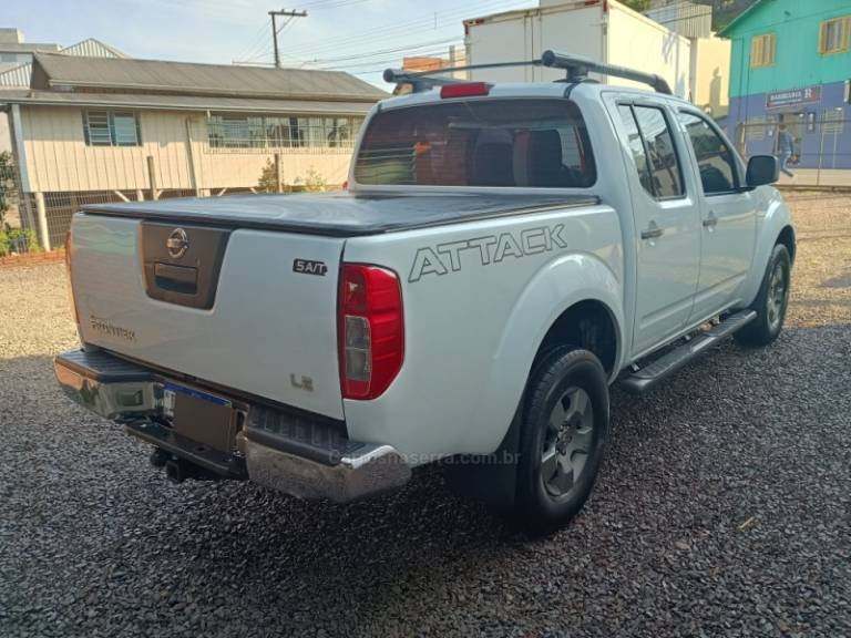 NISSAN - FRONTIER - 2013/2013 - Branca - R$ 95.000,00