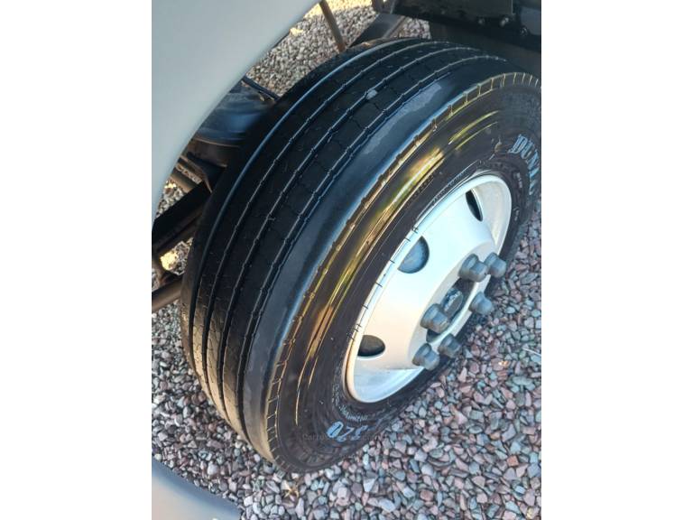 FORD - CARGO 1119 - 2019/2019 - Branca - R$ 273.000,00