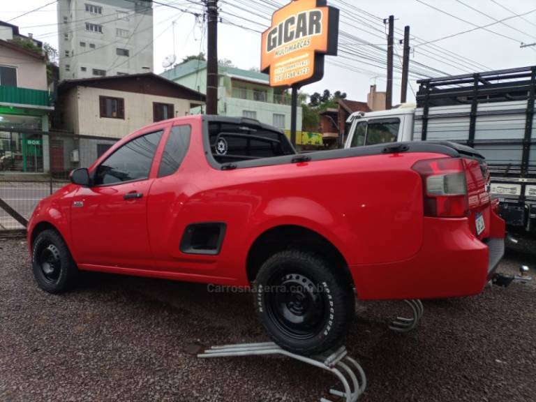 CHEVROLET - MONTANA - 2015/2015 - Vermelha - R$ 45.000,00